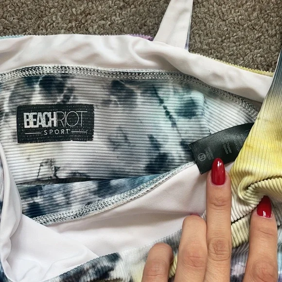 Beach Riot Sunburst Tie dye set - Picture 8 of 10
